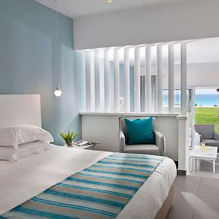 Hotel Nissi Park