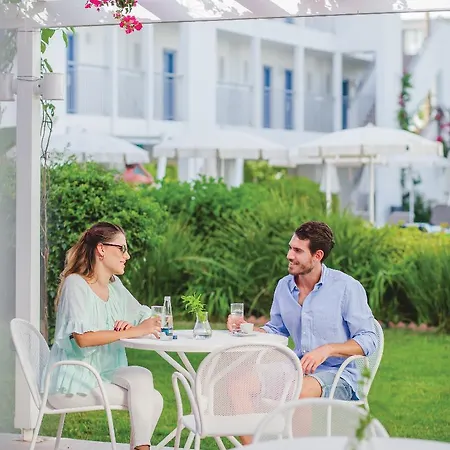 Otel Nissi Park 3*