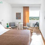 호텔 니시 파크 3*
