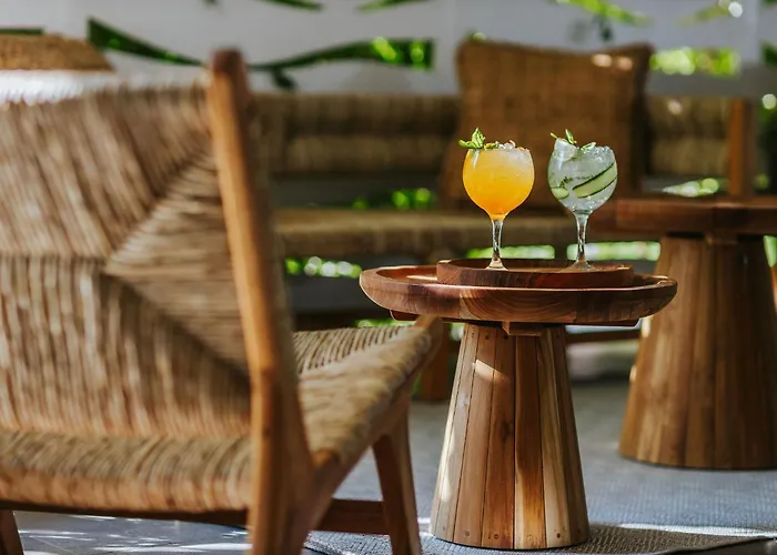 Nissi Park Отель