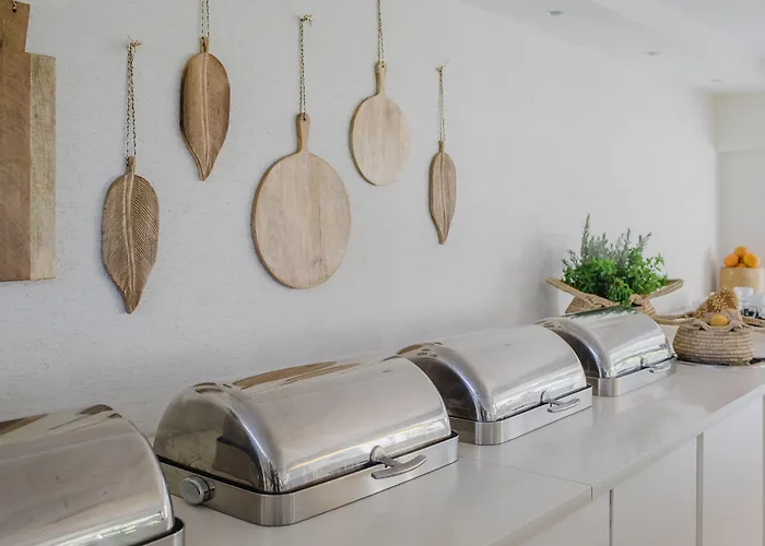 Nissi Park Отель