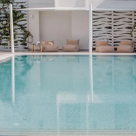 Nissi Park Отель 3*