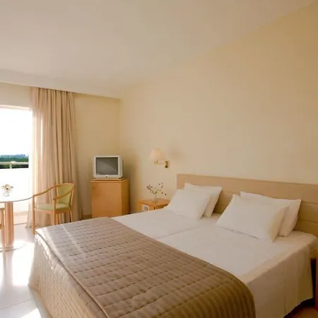 Отель Nissi Park 3*