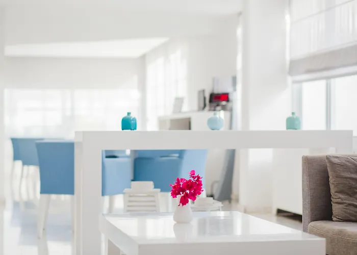 Nissi Park Szálloda 3*