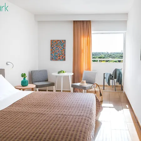 酒店 尼西公园酒店 3*